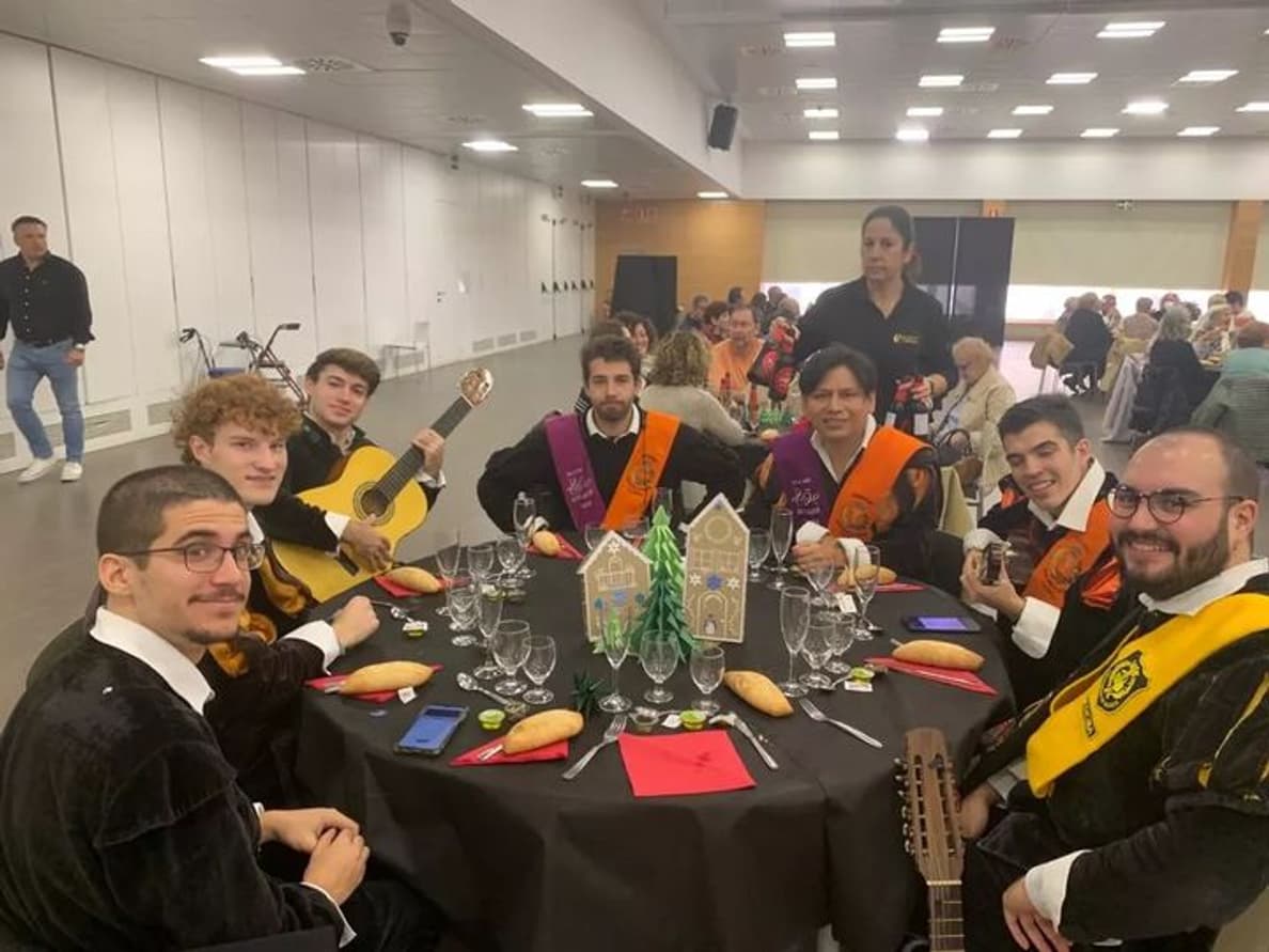 Bodas y serenatas